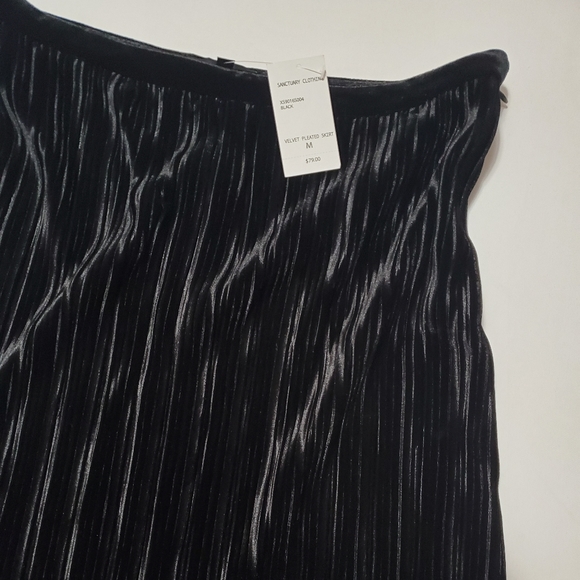 NWT Sanctuary Crushed Velvet Accordion Pleat Skirt - Picture 4 of 5